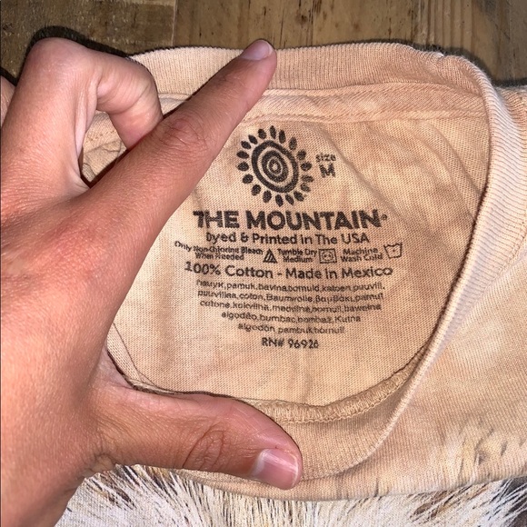 3 for $20/ The Mountain HedgeHog Shirt (M) - Picture 3 of 4